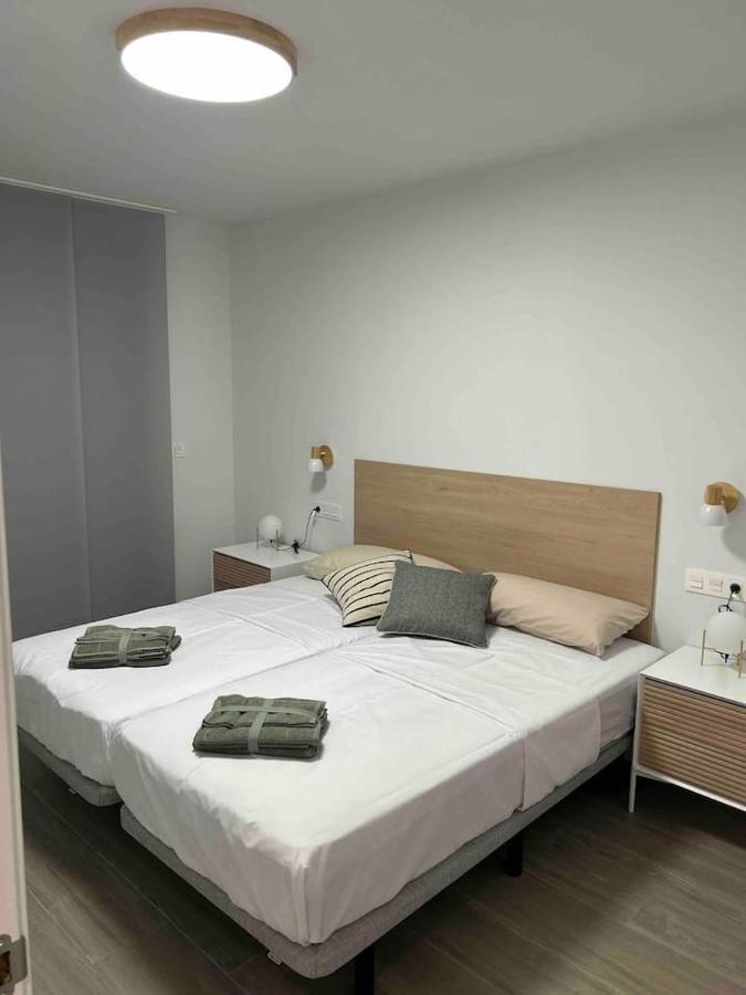 Apartamentos Breton 17 Suite Familiar Αλικάντε Εξωτερικό φωτογραφία